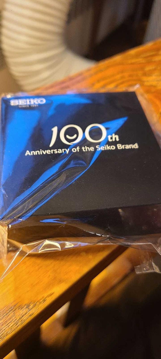 Seiko 100th Anniversary Pin - photo 5
