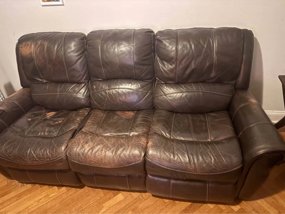 Sofa and love seat combo - photo 3
