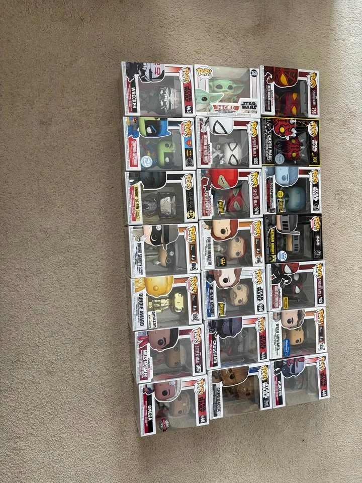 Large Funko Pop! Collection - Marvel, Star Wars, The Office - photo 4