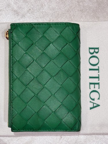 Bottega Veneta Green Intrecciato Weave Zip-Around Wallet - photo 2