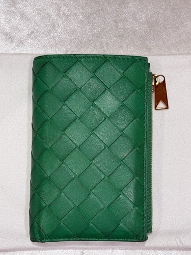 Bottega Veneta Green Intrecciato Weave Zip-Around Wallet - photo 3