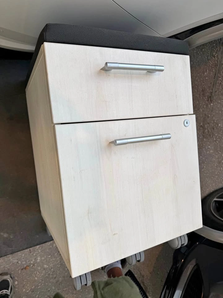 Mobile Pedestal File Cabinet with Padded Seat