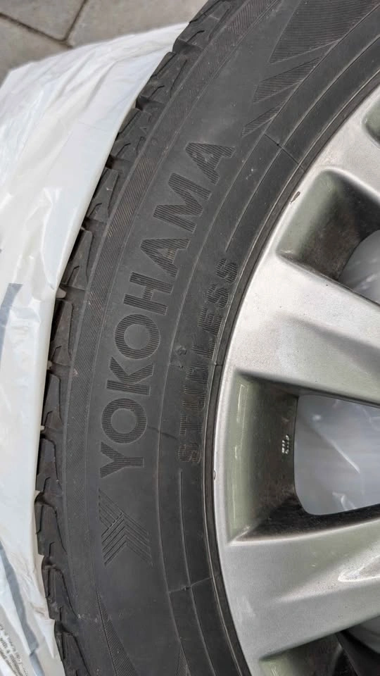 20 Inch Toyota Highlander Platinum Wheels & Winter Tires - photo 2