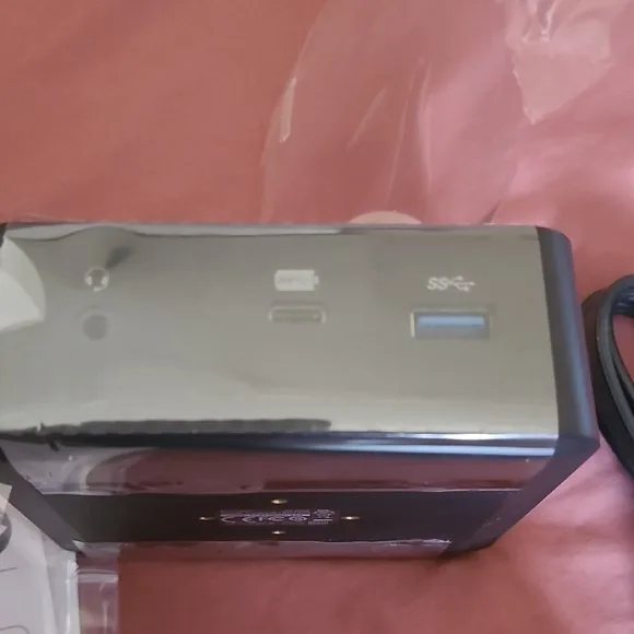 Kensington Thunderbolt 3 Nano Dock - SD2400T image indicator(2)