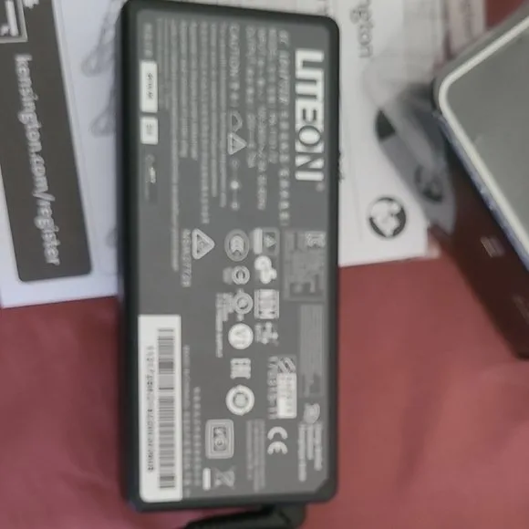 Kensington Thunderbolt 3 Nano Dock - SD2400T image indicator(6)