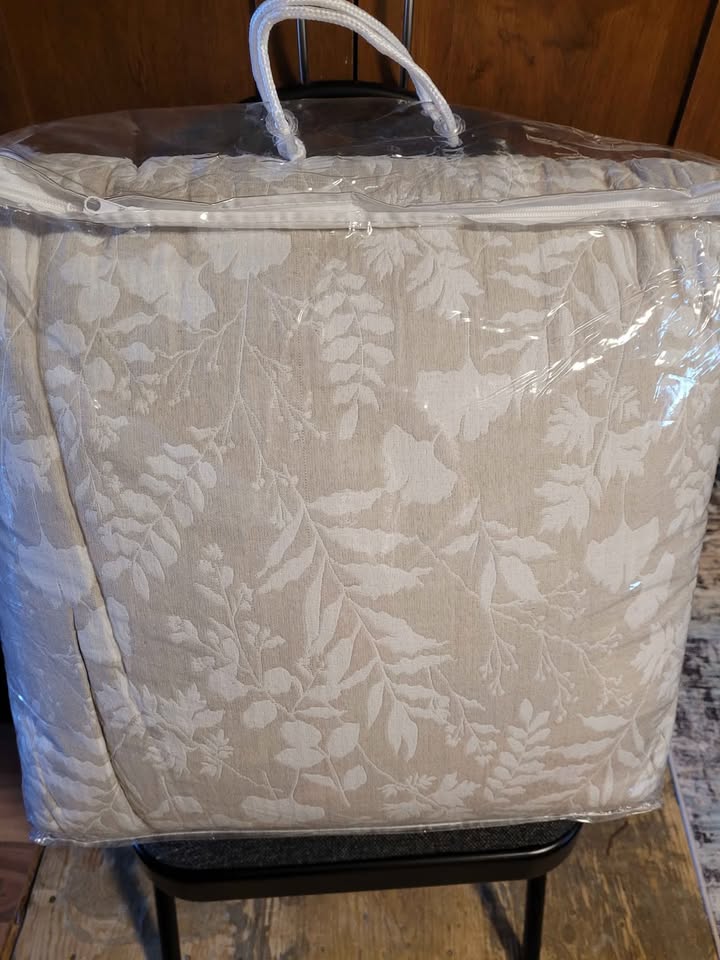Home Suite Essentials 3 Piece Comforter - King Size - photo 4