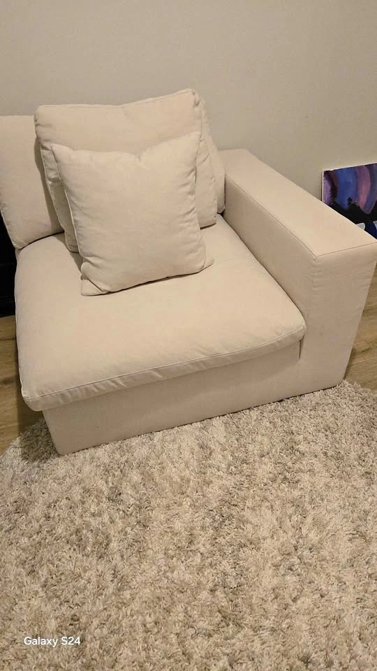 Single Chair