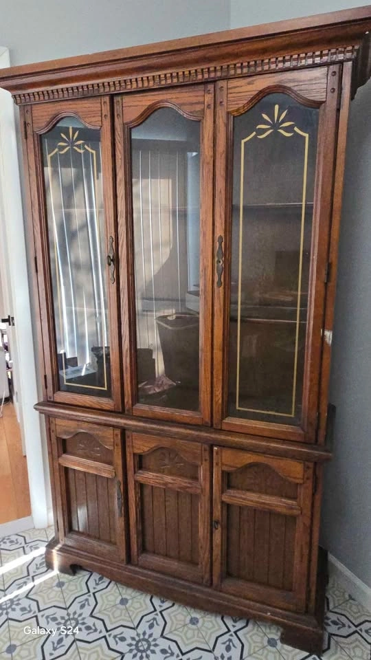 DIY China Cabinet - photo 2