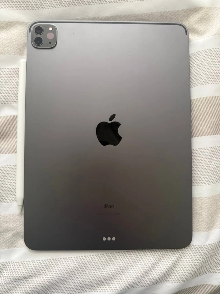 11" iPad Pro M1 with Apple Pencil 2nd Gen - photo 2