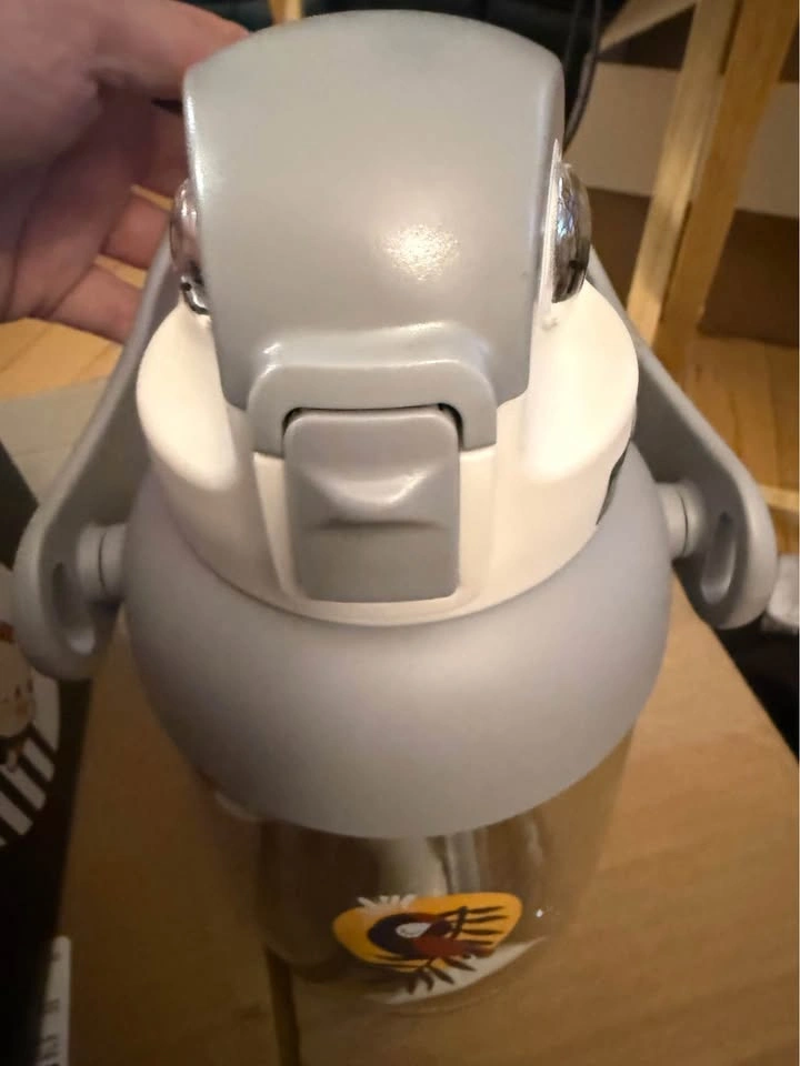 Brand new coco smile water bottle- parrot - photo 3