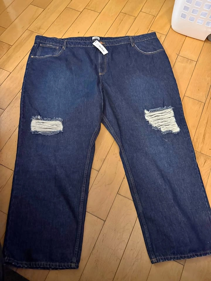 Brand new The Drop ripped jeans size 41 with tags