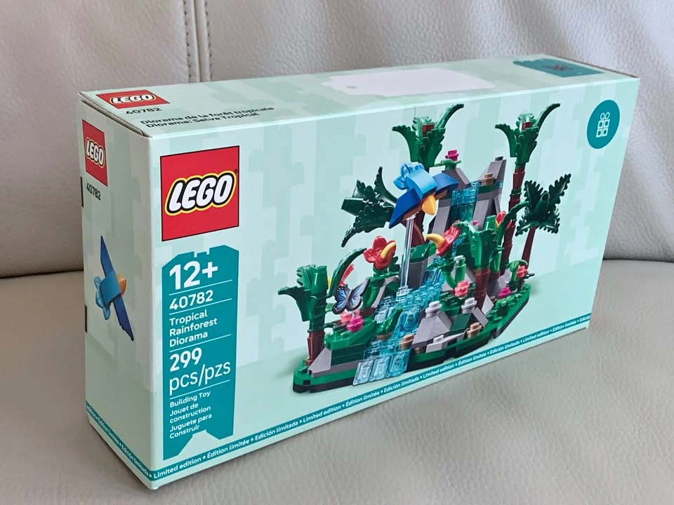 Brand New Sealed LEGO #40782 Tropical Rainforest Diorama