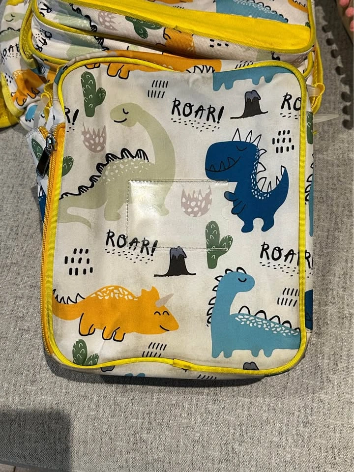 Kids backpack with pencil and lunch box - photo 2