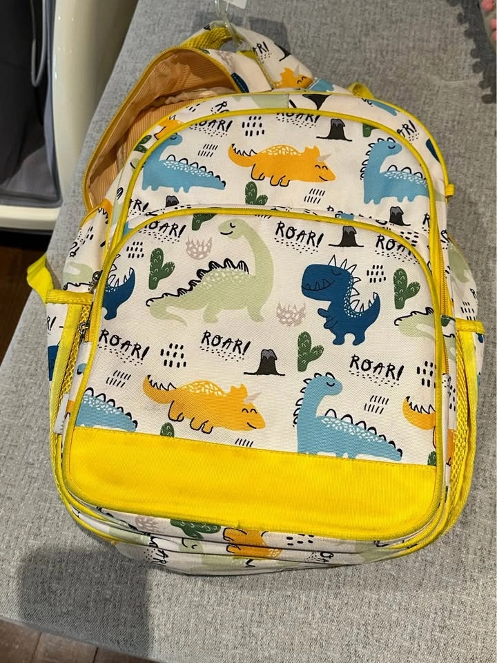 Kids backpack with pencil and lunch box - photo 3