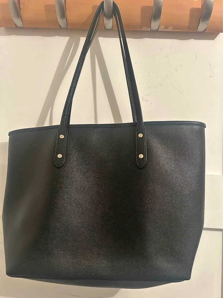 Coach City Zip Tote in Black Crossgrain Leather