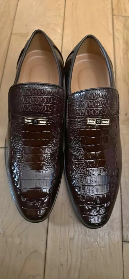 Size 7 to 7.5 Men’s dress shoes