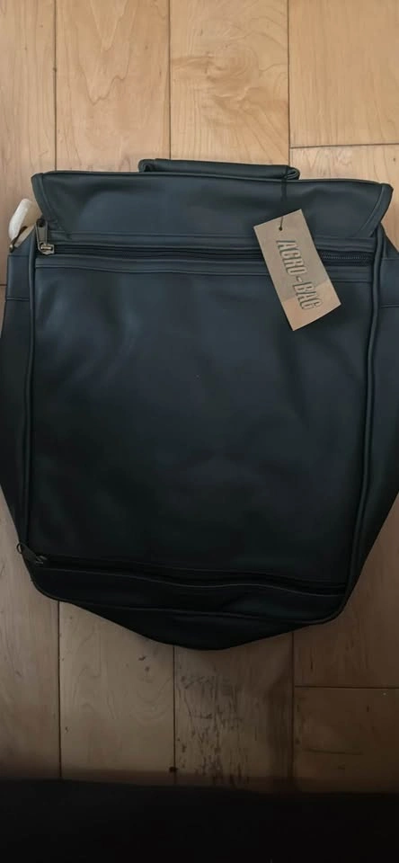 Brand new green leather acro laptop bag - photo 2