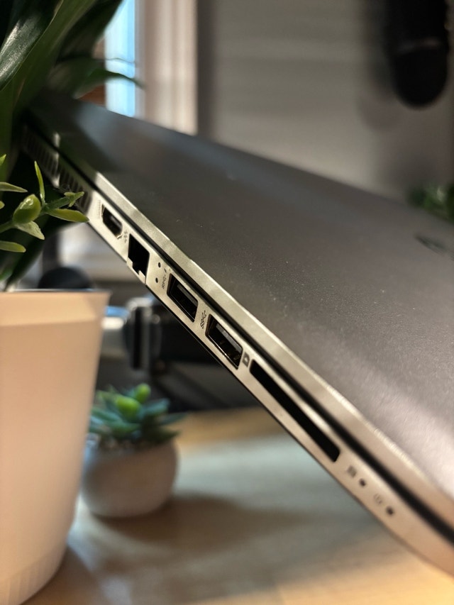 17.3” HP Laptop – i7, 16GB RAM, 500GB SSD - photo 5