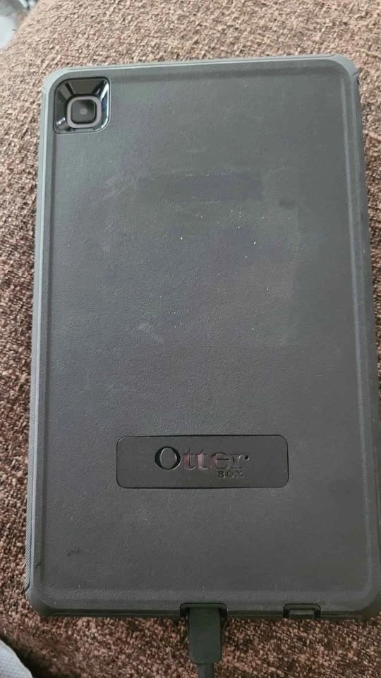 Samsung Galaxy Tab A7 Lite 32GB + Otterbox Case - photo 2
