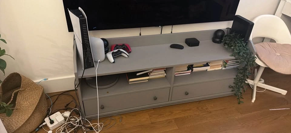 IKEA HAUGA TV Unit - photo 2