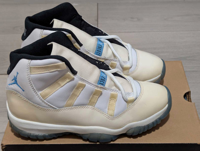 DS Air Jordan "Columbia Blue" 11 - Size 8.5 (1996)