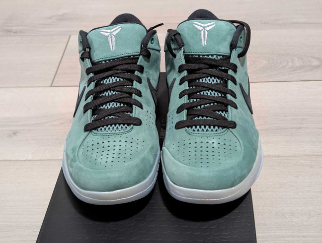 DS Nike "Girl Dad" Kobe 4 - Size 7M - photo 2