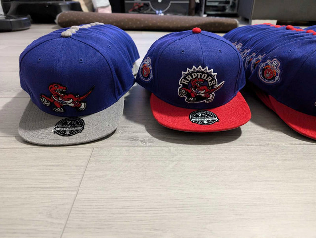 Mitchell & Ness Raptors Snapback/Fitteds - photo 2