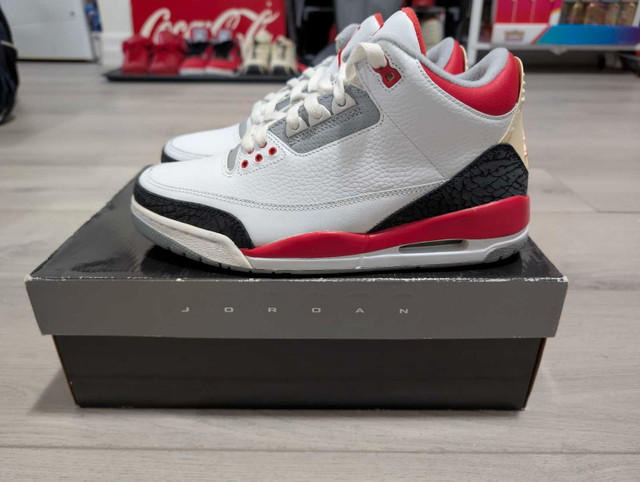 DS Jordan "Fire Red" 3 - Size 8 (2007 Release) - photo 4