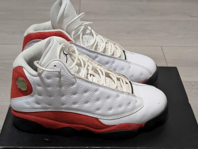 *USED* Air Jordan "Cherry" 13 - Size 9.5 thumbnail