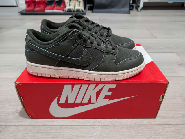 DS Nike "Sequoia" Dunk Low - Size 9.5