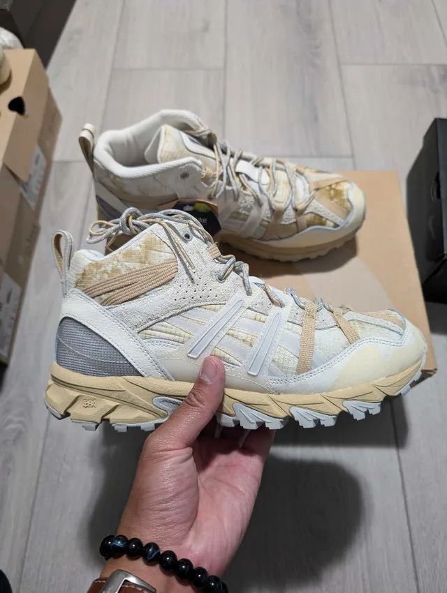 DS Asics Gel Sonoma 13-50 MT - Size 8 thumbnail