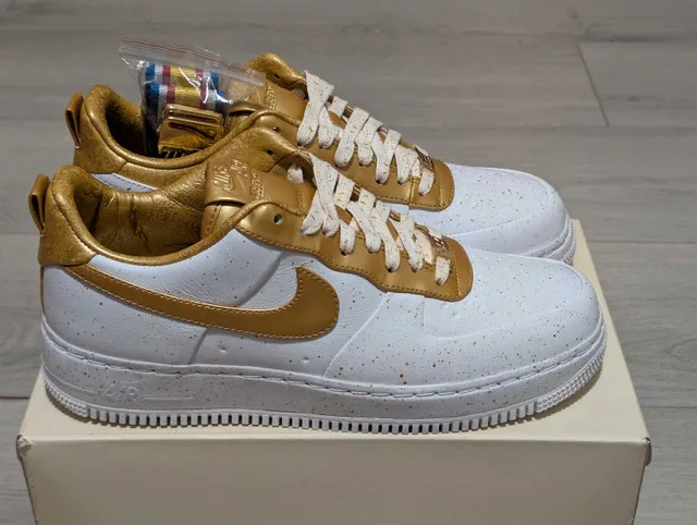 DS Nike "Gold Medal" Air Force 1 Low - Size 8.5 thumbnail