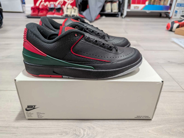DS Jordan "Christmas" 2 Low - Size 9.5