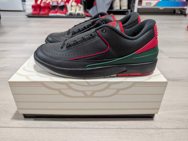 DS Jordan "Christmas" 2 Low - Size 9.5 - photo 3