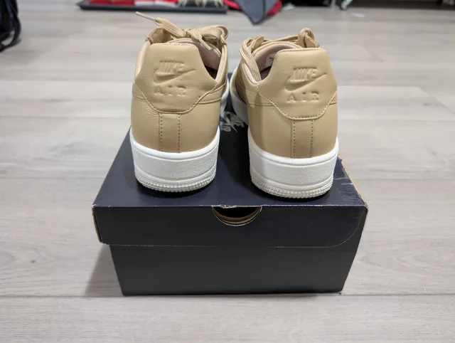 DS Nike "Mushroom" Air Force 1 Ultraforce LTHR - Size 10 image indicator(5)