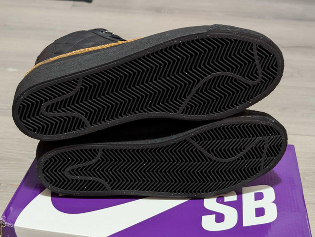 DS Nike x Supreme SB Black Blazer - Size 9.5 - photo 5