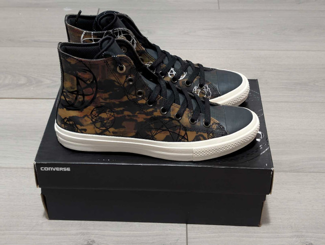 DS Converse x Futura Chuck Taylor Hi - Size 9M/11W