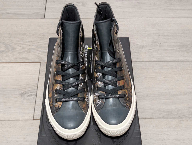 DS Converse x Futura Chuck Taylor Hi - Size 9M/11W - photo 2
