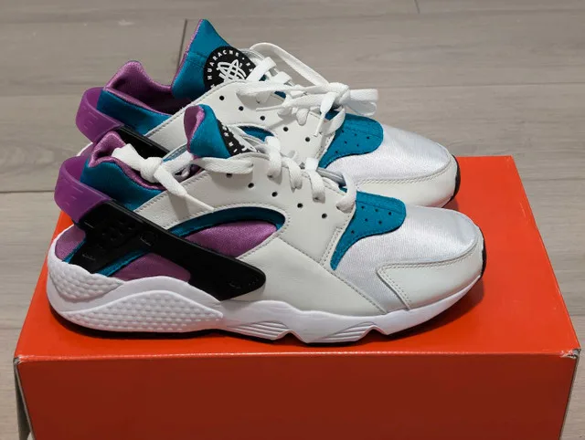 DS Nike "Aquatone" Air Huarache - Size 10 thumbnail
