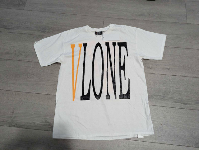 Size XL - Vlone, Bape, Essentials x FOG T-Shirts
