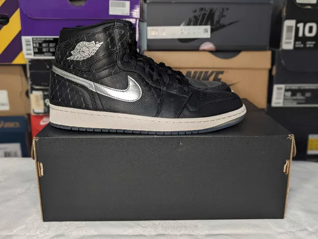 DS Air Jordan "All Star/Passport" 1 Retro Hi - Size 9.5 thumbnail