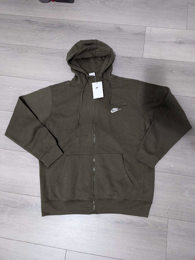 DS Nike Olive Green Zip Up Sweater - Size M/L/XL