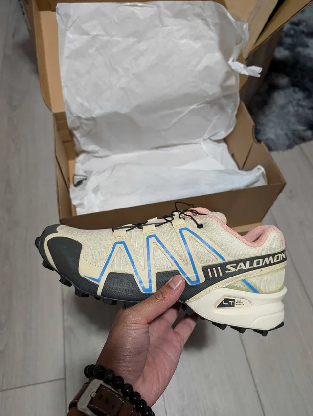 DS Salomon Speedcross Mindful 2 - Size 9.5M/10.5W thumbnail
