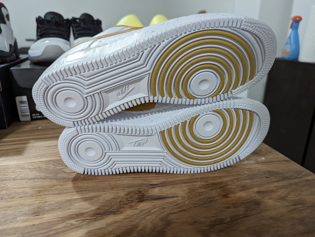 DS Nike "Gold Medal" Air Force 1 Premium Low - Size 8.5 - photo 3