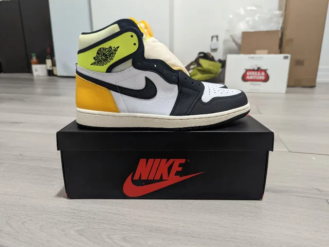 DS Jordan "Volt" 1 OG High - Size 9.5 thumbnail