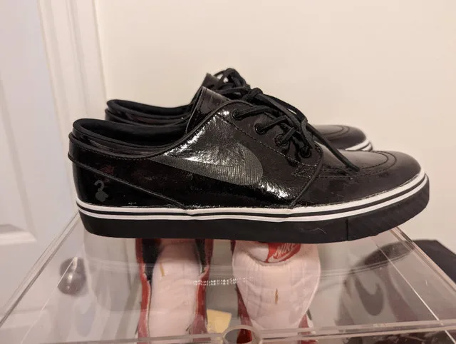 DS Nike x LockWood "Tuxedo" SB Janoski - Size 9 thumbnail