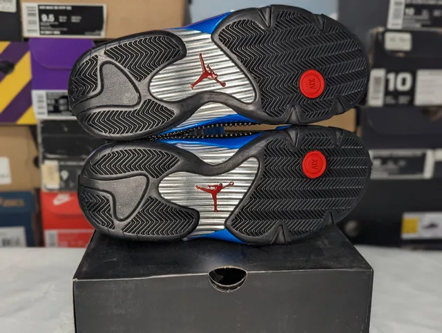 DS Air Jordan "Supreme Black" 14 - Size 9.5 image indicator(3)