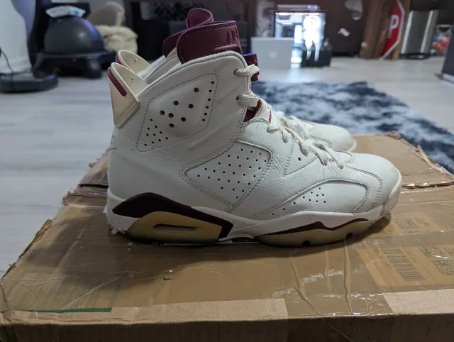 Jordan "Maroon" 6 - Size 9.5 thumbnail