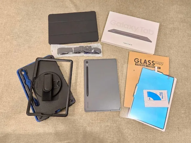 Samsung Galaxy Tab S9 with Accessories - photo 3