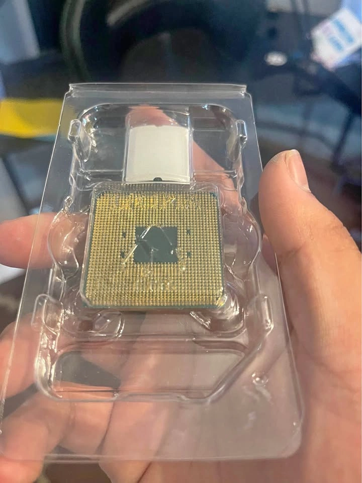 LIGHTLY USED AMD RYZEN 5 3600